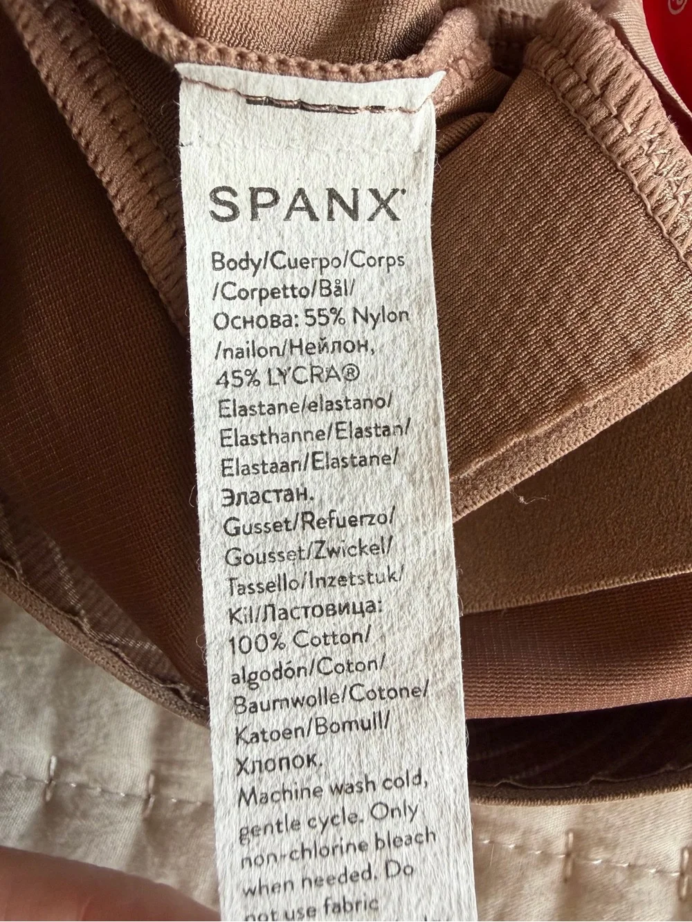 Spanx Thinstincts 2.0 High Waisted Mid-Thigh Girl Shorts Shapewear Tan Large